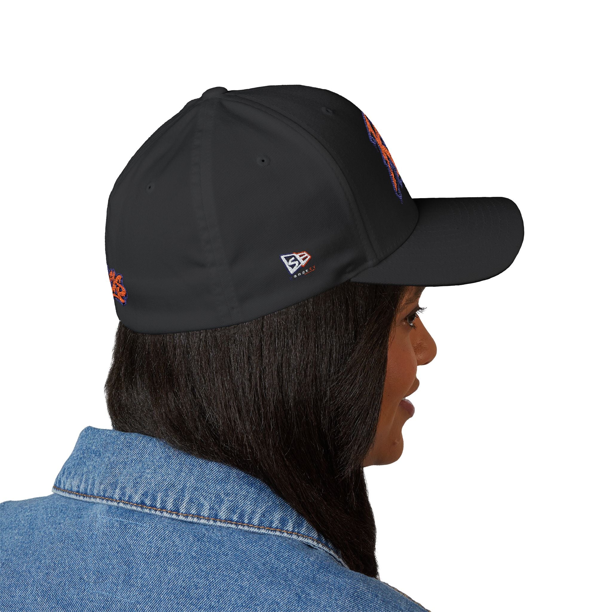 Knicks Graffiti Embroidered Cap — White Structured Baseball Hat