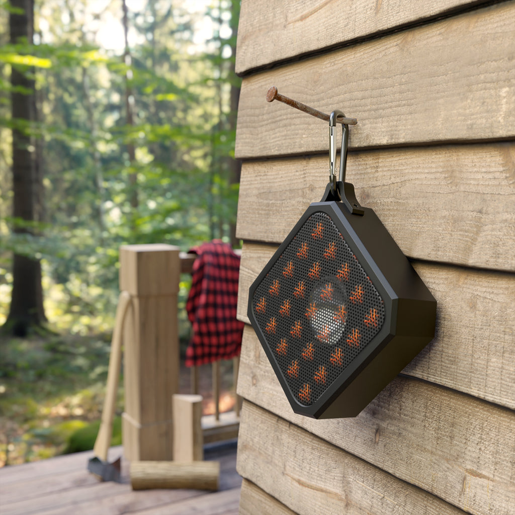Knicks Outdoor Bluetooth Speaker — Rugged Waterproof Portable Speaker with Carabiner